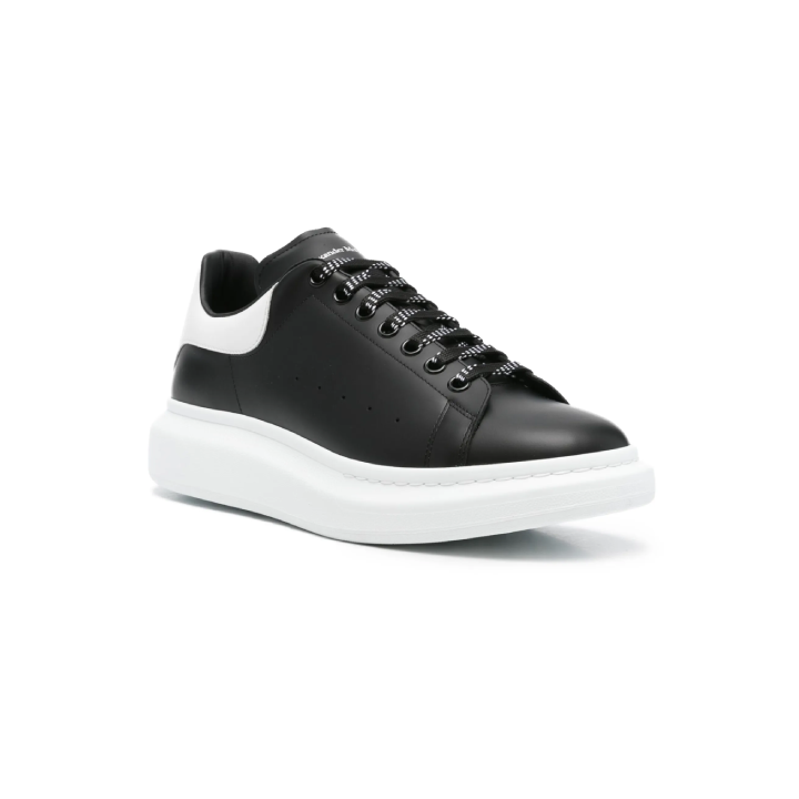Alexander McQueen Oversized White Black