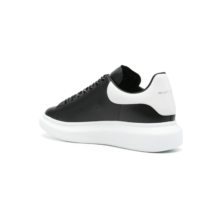 Alexander McQueen Oversized White Black